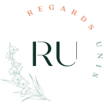 Logo Regards Unis avec fleurs et initiales RU photographe-lille